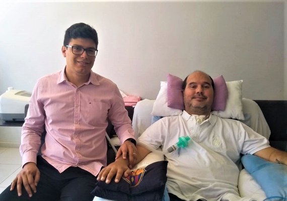 Dr. Hemerson Casado se reúne com Defensoria Pública para discutir custeio de medicamento