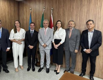 Bruno Toledo toma posse como novo conselheiro do Tribunal de Contas de Alagoas