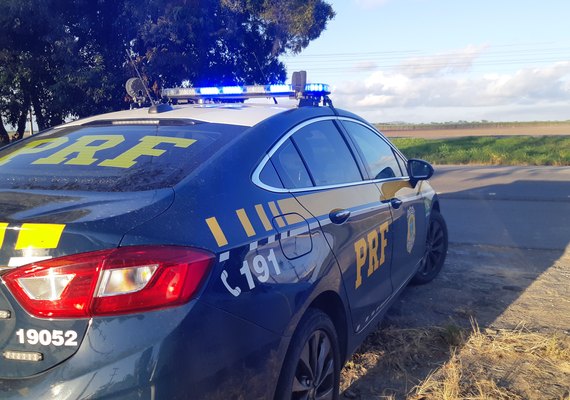 Foragido da Justiça por pensão alimentícia é preso pela PRF em Santana do Ipanema