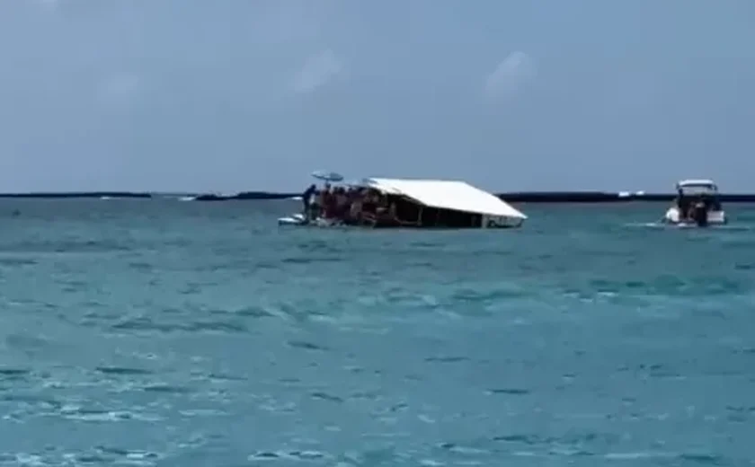 Vídeo: catamarã que naufragou em Maragogi não tinha licença para realizar passeios