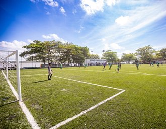 JHC entrega Areninha Campo do Cosmo e leva transformação social ao Vergel