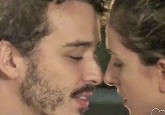 'A Força do Querer': Cláudio se declara a Ivana e ela decide se entregar a ele