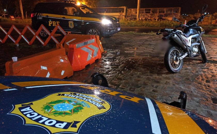 Veículo roubado há quase 2 anos em Recife é recuperado em Palmeira dos Índios