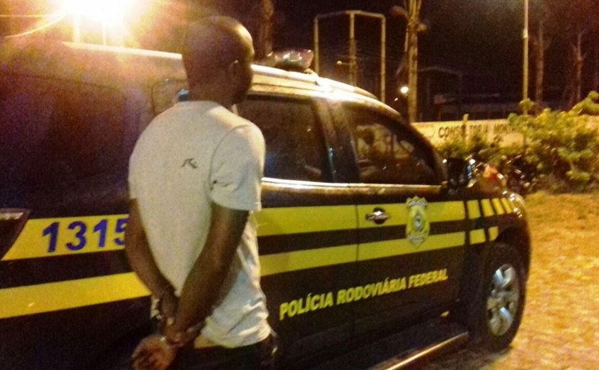 Foragido da justiça da Bahia é preso pela PRF em São Miguel dos Campos
