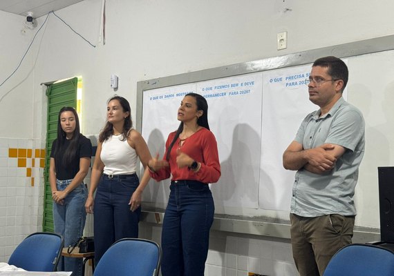 MP/AL dialoga com professores de Arapiraca sobre conflitos e ética escolar