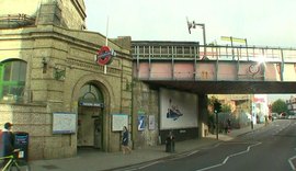 Suspeito de ataque a metrô em Londres é detido e estação é reaberta