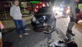 Idoso fica ferido após colidir moto em um carro na AL-115