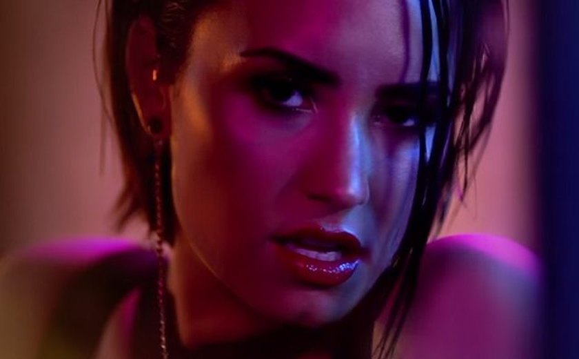 Demi Lovato cancela shows no Brasil após sofrer overdose