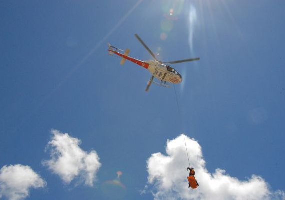 Samu participa de simulado de acidente de trânsito com carga perigosa