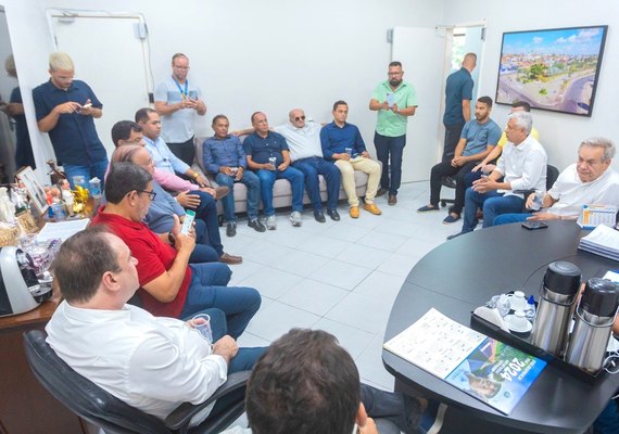 Lessa propõe transferir governo para Arapiraca em outubro