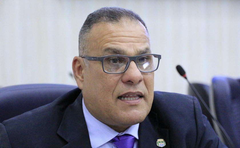 PL desiste de cassar mandatos de vereadores
