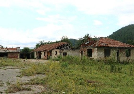 O drama do país que mais perde população no mundo