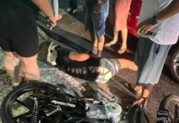 Motociclista fica ferido após colisão com carro de passeio em Delmiro Gouveia