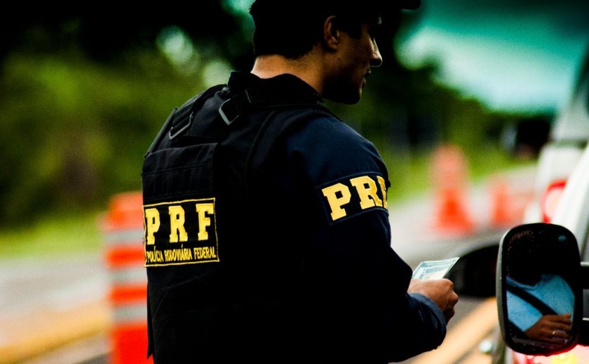 PRF registra 12 acidentes de trânsito em AL no feriadão da Proclamação da República