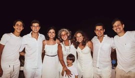 Deputados federais João Campos e Tábata Amaral estão namorando.