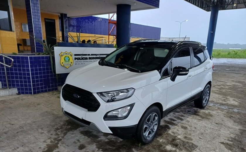 PRF recupera veículo roubado em Recife, que transitava em Rio Largo, e prende o condutor