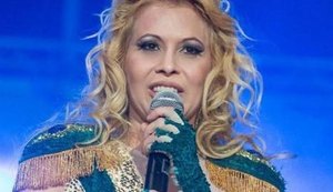 Joelma avalia relação com novo affair: 'Não namorando, nos conhecendo'