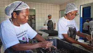 Ufal realiza campanha solidária para ajudar marisqueiras de Alagoas