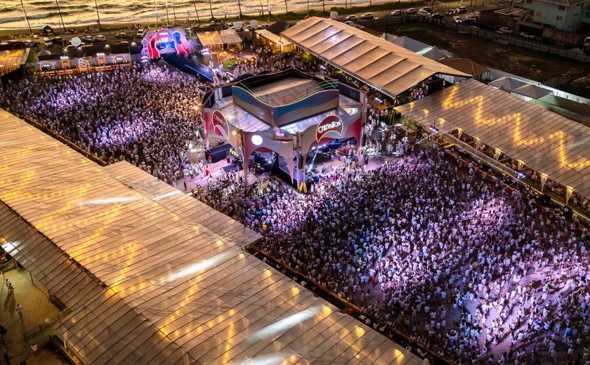 Alta temporada impulsiona fluxo turístico em Maceió