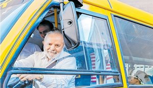 Lula quer disponibilizar passagem de graça em ônibus nos finais de semana