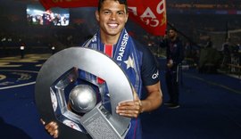 Thiago Silva acerta renovação com o Paris Saint-Germain até 2020