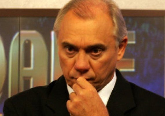 Marcelo Rezende, com câncer, nega rumor: 'Olha se estou morrendo. Estou bem'