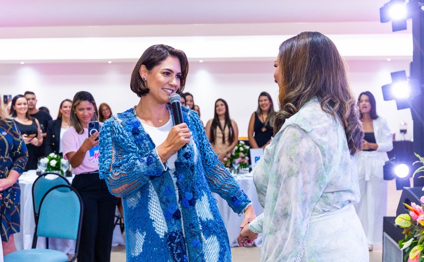 Michelle Bolsonaro destaca papel fundamental das mulheres na política em encontro com lideranças femininas em Maceió