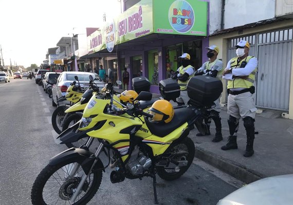 Homem com sinais de embriaguez atropela ciclista e é preso