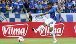 Raniel marca dois gols e garante Cruzeiro nas semifinais do Campeonato Mineiro