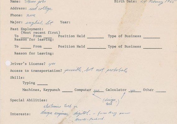 Formulário de pedido de emprego de Steve Jobs antes da Apple é arrematado por US$ 174 mil