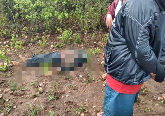 Idoso morre ao cair em cratera após fortes chuvas no interior de Alagoas