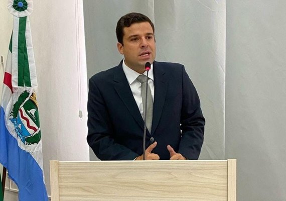 Secretário conduz bancada de aliados