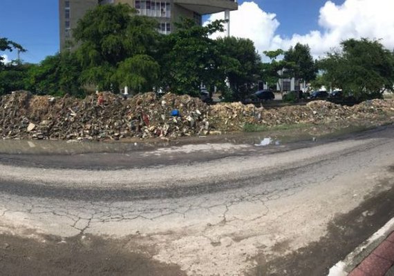 Prefeitura é autuada por causa de resíduos nas margens do Riacho Salgadinho