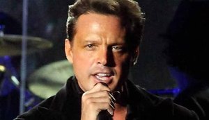 Mãe de Luis Miguel estaria vivendo como mendiga, diz site