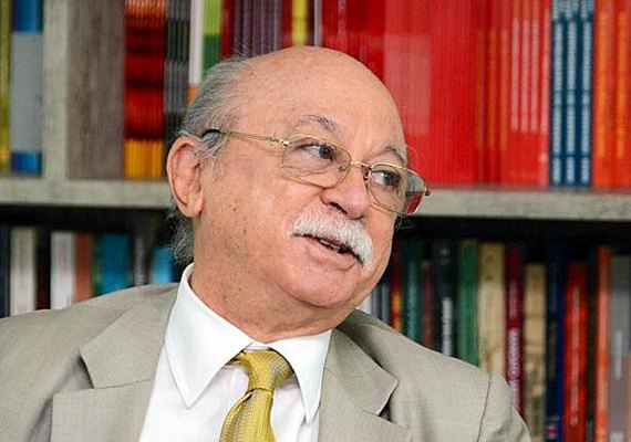 Câmara de Estudos Políticos recebe Roberto Amaral para duas palestras em Maceió