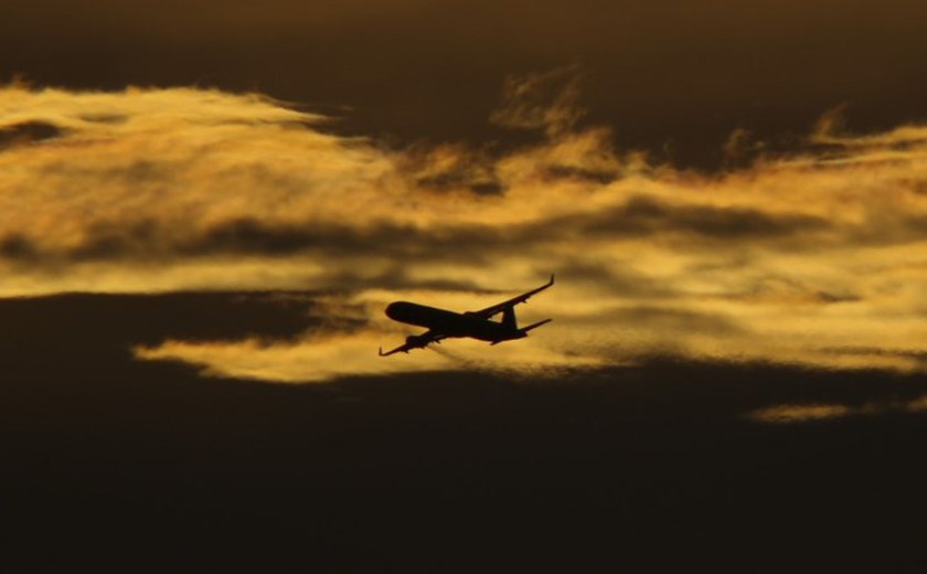 MP reduz a zero alíquotas do PIS e COFINS para o setor aéreo