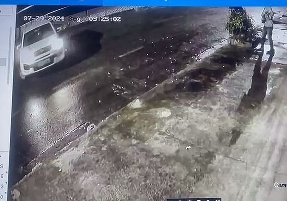 Suspeitos de roubar carro de aplicativo e furtar loja de joias são detidos