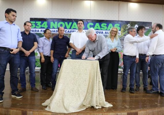 Cooperativa firma parceria inédita para construção de moradias