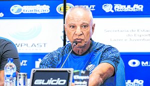 CSA comunica oficialmente a saída do técnico Márcio Fernandes