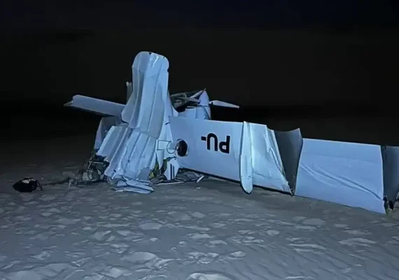 Avião de pequeno porte cai nos Lençóis Maranhenses e duas pessoas morrem