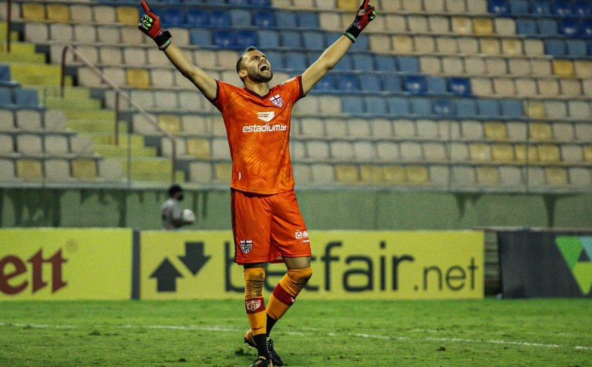 CRB vai com tudo para cima do Náutico