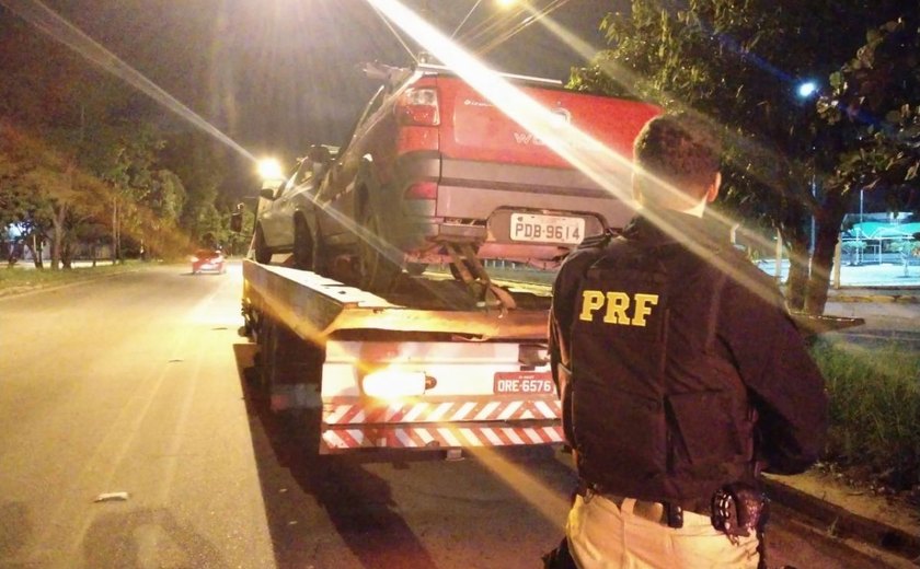PRF e PM recuperam dois veículos na rodovia BR-101 em Alagoas