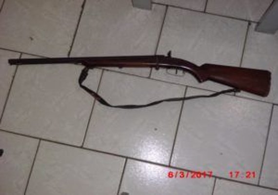 Idoso de 81 anos é autuado por posse irregular de arma em Batalha