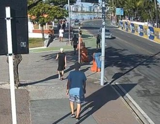 Câmeras de totem da Prefeitura de Maceió registram atropelamento na Ponta Verde