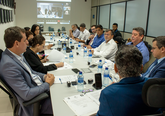 Juceal celebra tempo recorde para abertura de empresas em AL