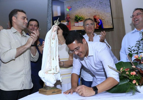 Estado firma compromisso para instalação do Hospital da Mulher do Agreste