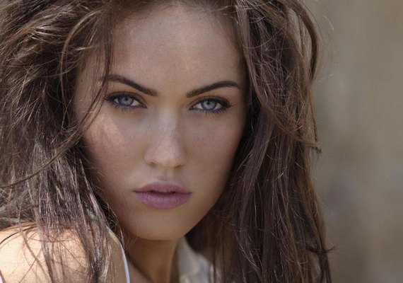 Megan Fox reclama de 'bullying' da imprensa e das pressões da fama