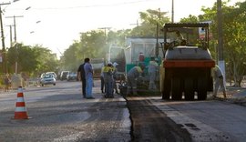 Iniciada nova pavimentação na Avenida Cachoeira do Meirim