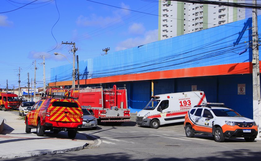 Vídeo: loja do Magazine Luiza no Farol tem princípio de incêndio em depósito