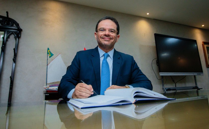 Marcelo Victor assume Governo de Alagoas até 15 de janeiro